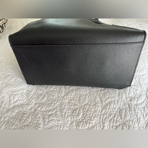 Black Furla bag - gently used - Picture 5 of 8